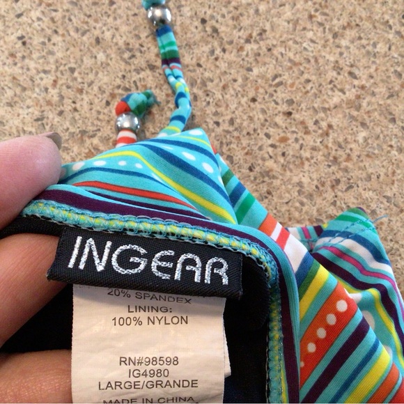 Bikini - Picture 2 of 8